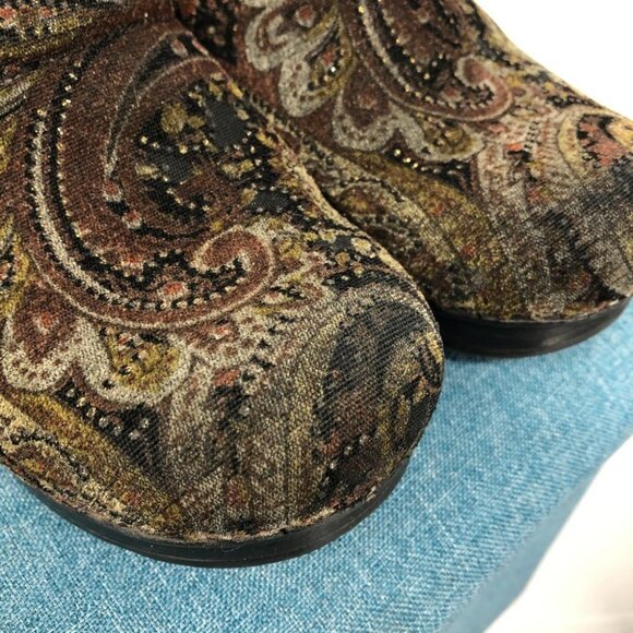 Dansko Vegan Professional Paisley Tapestry Velvet Clogs size 7.5-8 - Picture 6 of 16
